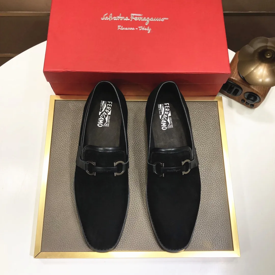 Men's shoes 💰540💰[Ferragamo/Ferragamo] (high-end Niuli) New 🍀 Ferragamo* - top version Ferragamo's classic formal leather shoes! Made of imported original cowhide, the inner top layer is comfortable cowhide lining! Original wear-resistant rubber outsole! High quality products! Code number 38-44!